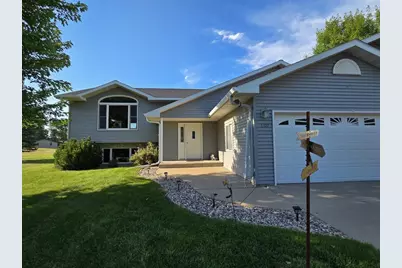 1207 Greenfield Avenue, Fergus Falls, MN 56537 - Photo 1