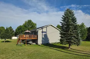 1207 Greenfield Ave, Fergus Falls, MN 56537 - Photo 3