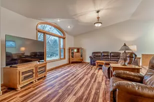 1207 Greenfield Ave, Fergus Falls, MN 56537 - Photo 15