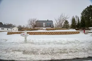 802 3rd St NW, Chisholm, MN 55719 - Photo 49