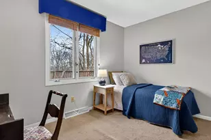 609 Manor Ct, Altoona, WI 54720 - Photo 13