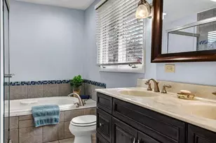 609 Manor Ct, Altoona, WI 54720 - Photo 17