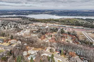 609 Manor Ct, Altoona, WI 54720 - Photo 35