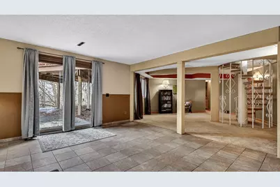 609 Manor Court, Altoona, WI 54720 - Photo 23