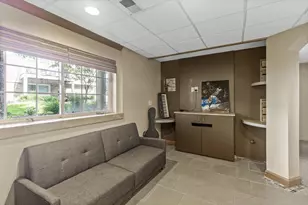 1666 Village Trail E, Maplewood, MN 55109 - Photo 25