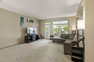 1666 Village Trail E, Maplewood, MN 55109 - Photo 7