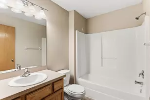 6372 13th St N, Oakdale, MN 55128 - Photo 13