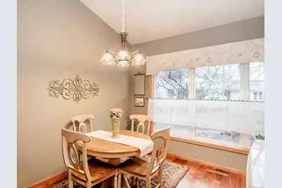 1560 Glenbeigh Knolls, Woodbury, MN 55125 - Photo 9