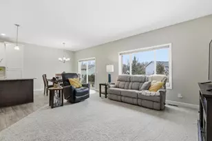 6050 Iris Ln, Rockford, MN 55373 - Photo 5