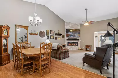 7887 Barrymore Lane, Woodbury, MN 55125 - Photo 11