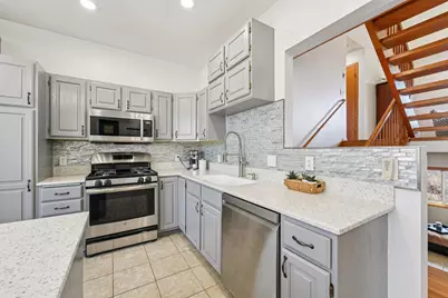 12137 88th Place N, Maple Grove, MN 55369 - Photo 5