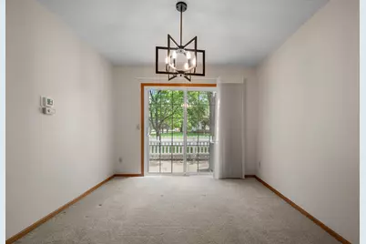 2611 Concord Way, Mendota Heights, MN 55120 - Photo 9