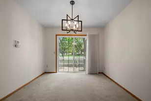 2611 Concord Way, Mendota Heights, MN 55120 - Photo 9