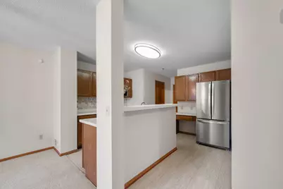 2611 Concord Way, Mendota Heights, MN 55120 - Photo 15