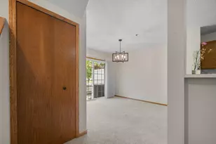 2611 Concord Way, Mendota Heights, MN 55120 - Photo 11