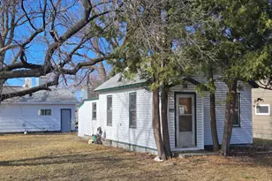 103 3rd St NE, Barnesville, MN 56514 - Photo 3