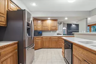 71 Fir St, Mahtomedi, MN 55115 - Photo 27