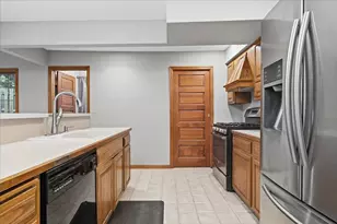 71 Fir St, Mahtomedi, MN 55115 - Photo 21