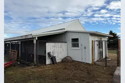 275 40th Avenue SE, Benson, MN 56215 - Photo 7