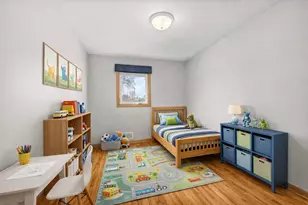 7720 Viewcrest Ln, New Hope, MN 55427 - Photo 11