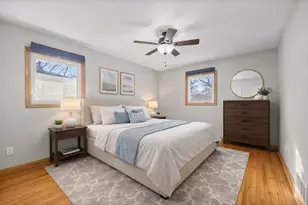 7720 Viewcrest Ln, New Hope, MN 55427 - Photo 9