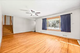 7720 Viewcrest Ln, New Hope, MN 55427 - Photo 5