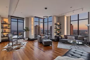 201 S 11th St, Minneapolis, MN 55403 - Photo 1