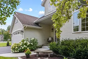 4574 Hummingbird Trail NE, Prior Lake, MN 55372 - Photo 3