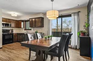 11432 Minnetonka Mills Rd, Minnetonka, MN 55305 - Photo 13