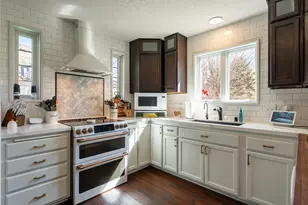 723 36th St W, Hastings, MN 55033 - Photo 9