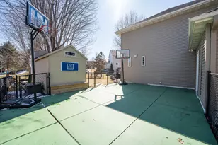 723 36th St W, Hastings, MN 55033 - Photo 61