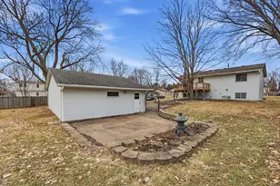 2416 14th Ave E, North Saint Paul, MN 55109 - Photo 3