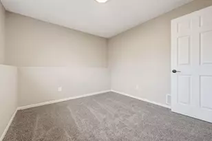 2416 14th Ave E, North Saint Paul, MN 55109 - Photo 23