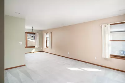 348 Regent Drive, La Crescent, MN 55947 - Photo 7