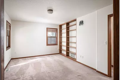 348 Regent Drive, La Crescent, MN 55947 - Photo 13