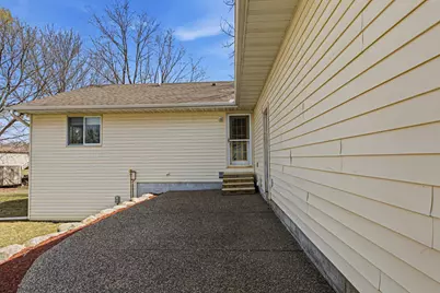 526 Beaver Street E, Belle Plaine, MN 56011 - Photo 25