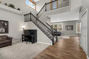 3136 N View Ln, Woodbury, MN 55125 - Photo 7