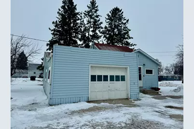 810 2nd Street NE, Roseau, MN 56751 - Photo 3