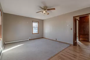 205 Park St N, Fairfax, MN 55332 - Photo 3