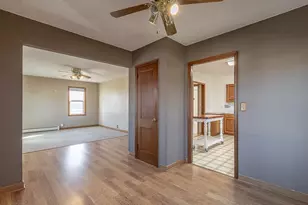 205 Park St N, Fairfax, MN 55332 - Photo 7