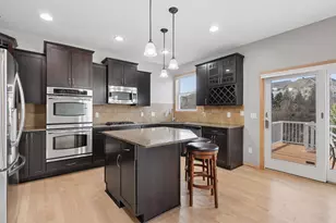 15376 Plumstone Dr, Eden Prairie, MN 55347 - Photo 21