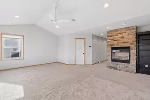 15376 Plumstone Dr, Eden Prairie, MN 55347 - Photo 29