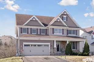 15376 Plumstone Dr, Eden Prairie, MN 55347 - Photo 3