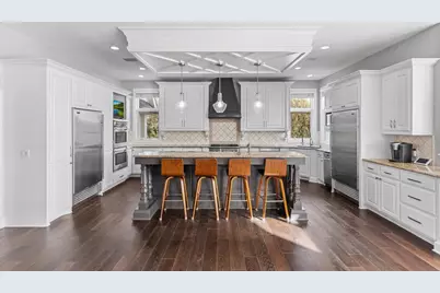 18355 Nicklaus Way, Eden Prairie, MN 55347 - Photo 13