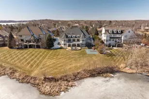 18355 Nicklaus Way, Eden Prairie, MN 55347 - Photo 3