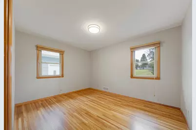 2335 4th Street NW, Faribault, MN 55021 - Photo 17