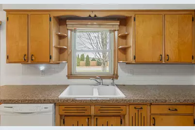 2335 4th Street NW, Faribault, MN 55021 - Photo 11