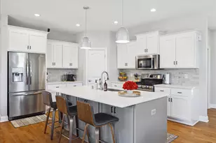 6484 Harkness Ave S, Cottage Grove, MN 55016 - Photo 11