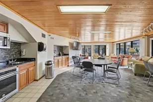 26 10th Street W, Saint Paul, MN 55102 - Photo 17