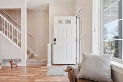 138 Willoughby Way W, Hopkins, MN 55305 - Photo 5